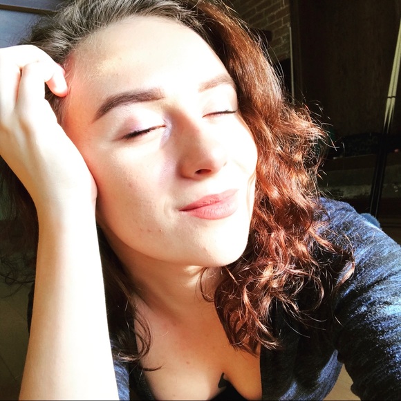 Meet your Posher, Elizabeth - Picture 1 of 1